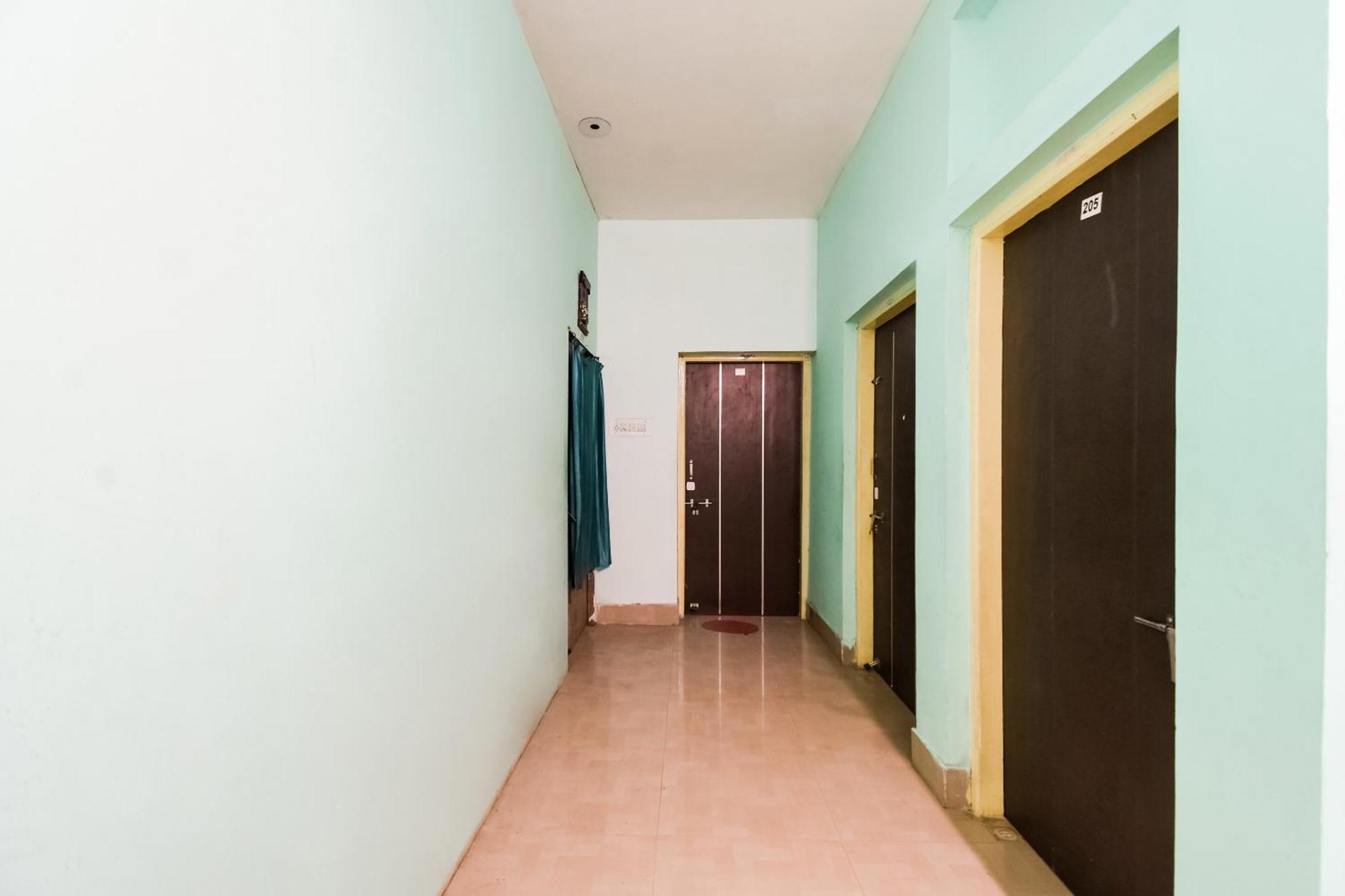 Hotel O Tm Delights Bhuvanesvar Kültér fotó